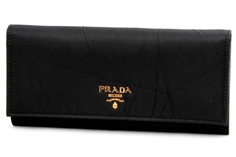 prada milano wallet